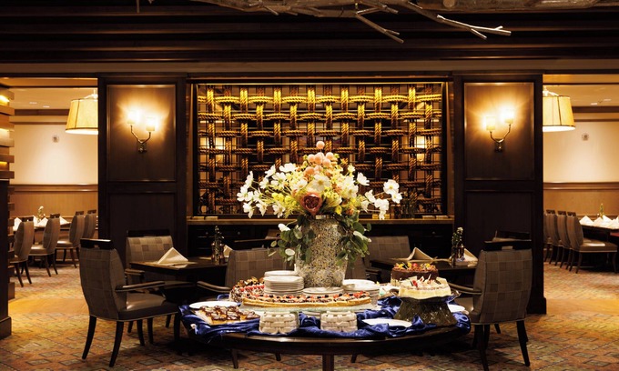 Downtown Salt Lake City Hotel | Little America Hotel