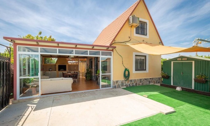 Formentera de Segura Cottage | Little house among oranges