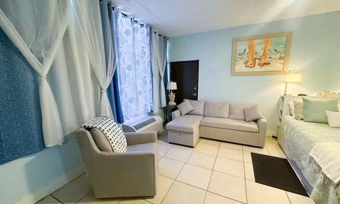 Ruskin Condo | Little Harbor Resort Condo Ruskin, Fl