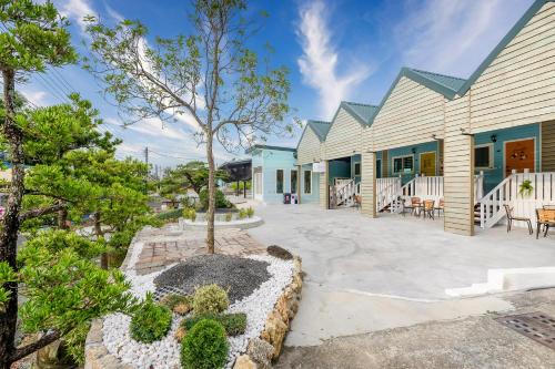 Xiaoliuqiu Bed & Breakfast | little lost B&B