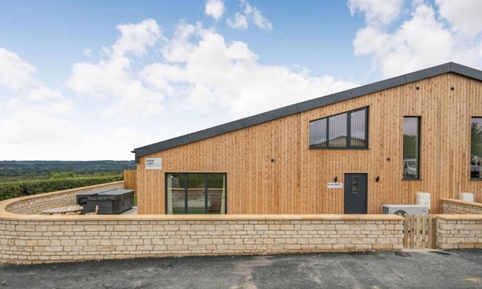 Little Rissington House | Little Rissington - Barn One by Interhome
