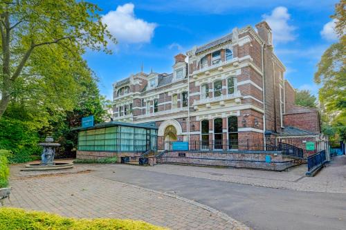 Sefton Park Hotel | Liverpool Aigburth Hotel By Belvilla