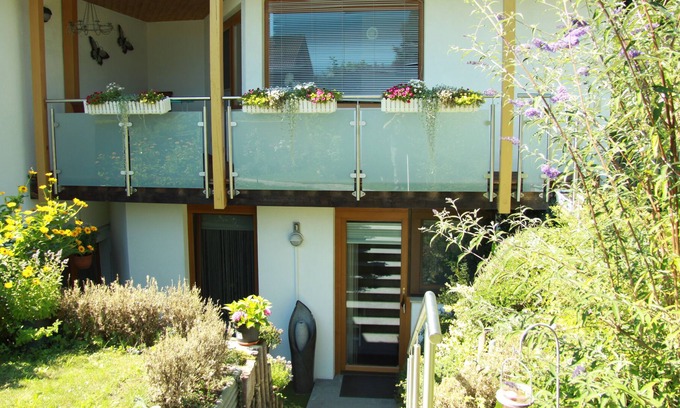 Heiligenberg Apartment | Living in the health resort above Lake Constance (Heiligenberg)