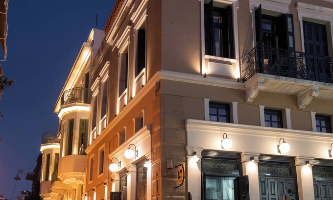 Psirri Hotel | Living Yard Thissio