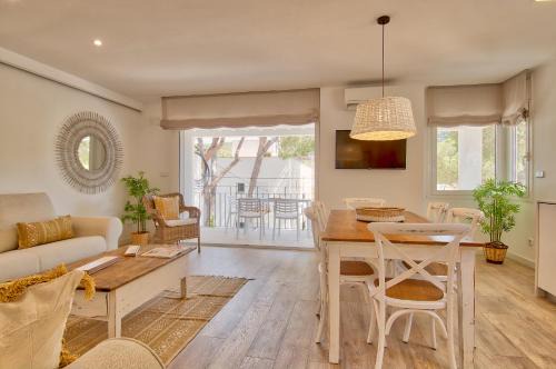 Llafranc Apartment | Llafranc Centre, Totally Refurbished
