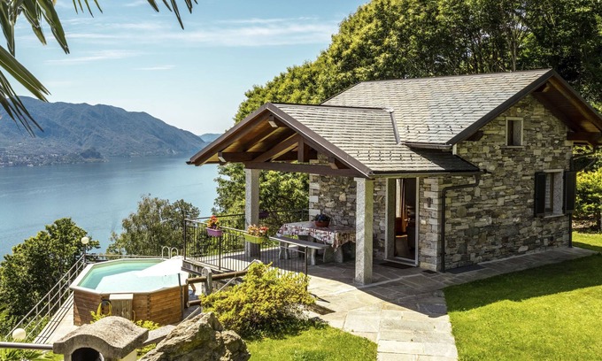 Trarego Viggiona House | Lo Scoiattolo by Interhome