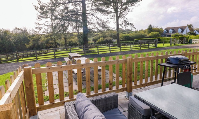 Kilgetty Cottage | Lobster Cottage