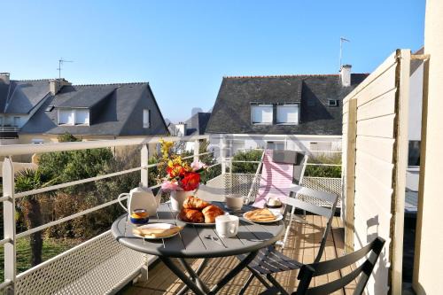 Guilvinec Apartment | LocaLise - B80 - La villa Blanche - L'iroise - 1er étage plain pied - Wifi inclus - Draps inclus - Animaux bienvenues