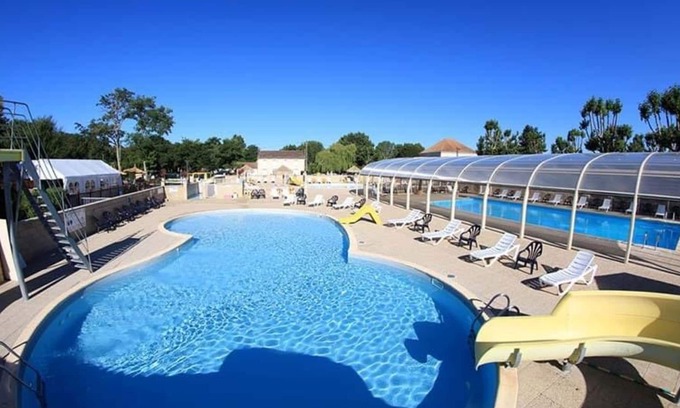 Saint-Augustin House | Location 056 | Mobil home range elegance at the Farm 4*