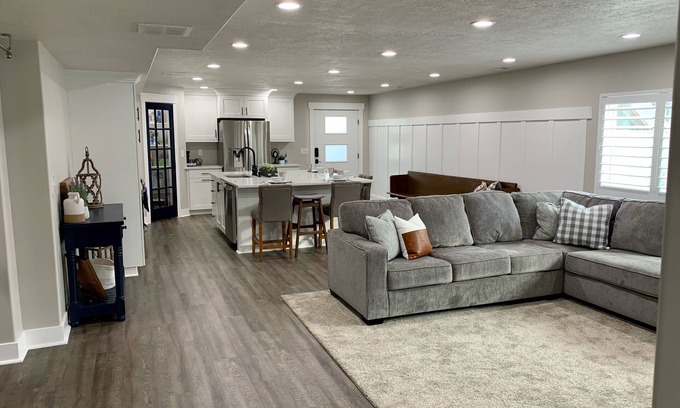 Lehi House | Location, comfort and cleanliness. Whole basement 1600-plus square feet.