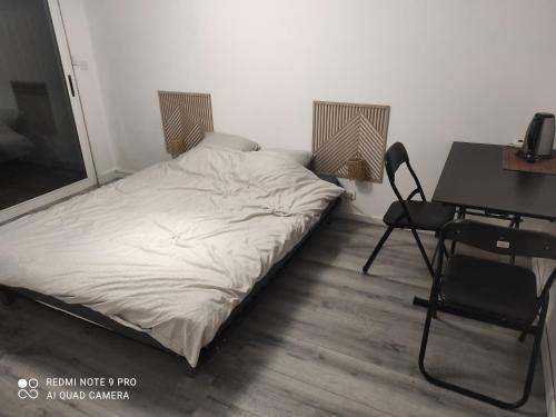 La Riviere-Saint-Sauveur Bed & Breakfast | Location vacances chez nana