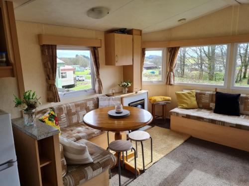 Balminnoch Other | Loch Heron View