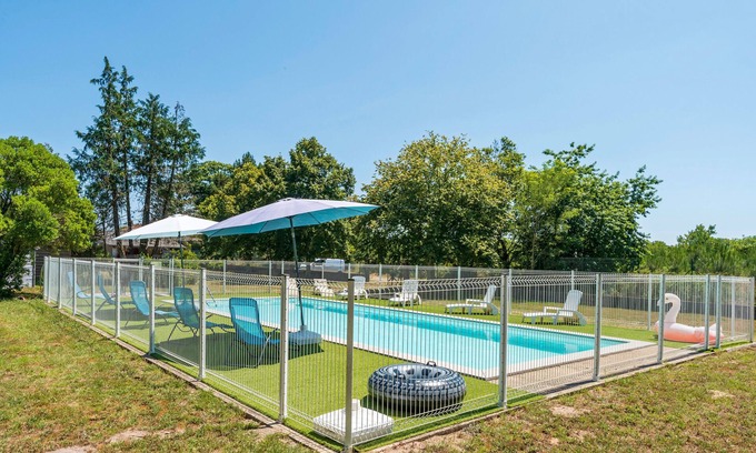 Lesperon RV Rental | 'Lodge 3' with Shared Pool, Private Terrace and Shared Garden
