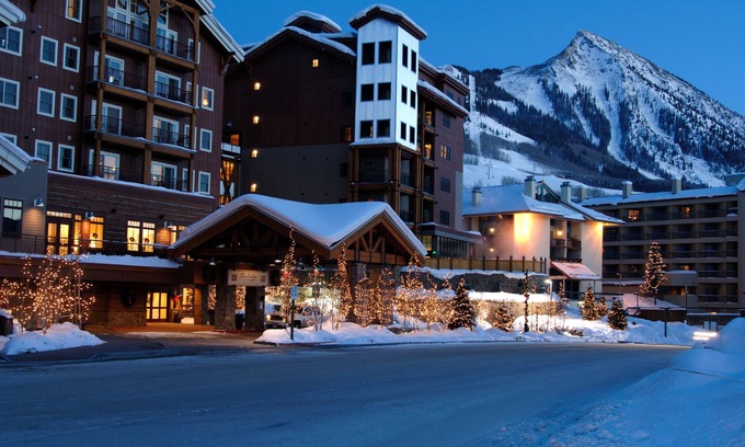 Crested Butte Cabin | Lodge at Mountaineer Square