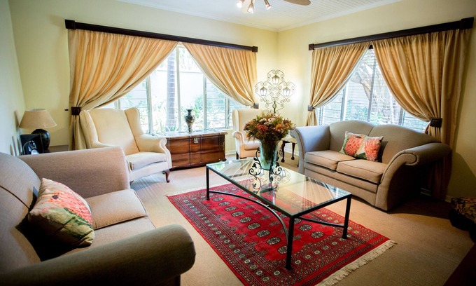 Hoedspruit House | Loerie Guesthouse