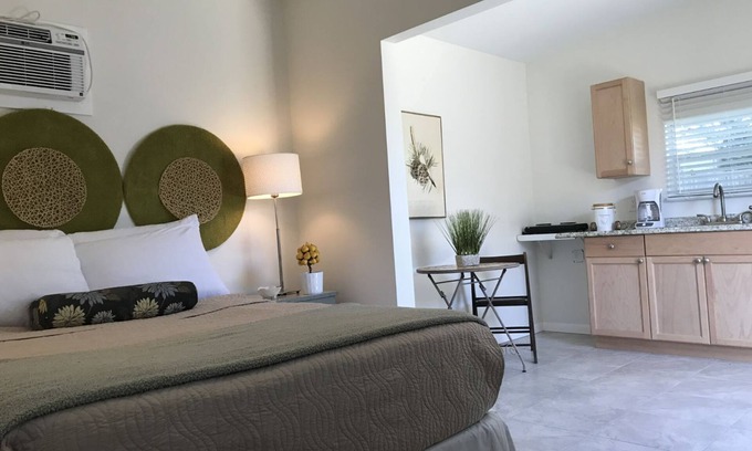 Tampa Apartment | Loft Close to Downtown, Airport and Stadium