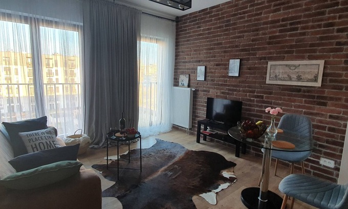 Praga Apartment | Loft Port Praski - Heart of Warsaw