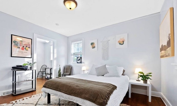 Congress Park Apartment | Loftium | Bright Guest Suite In Congress Park!