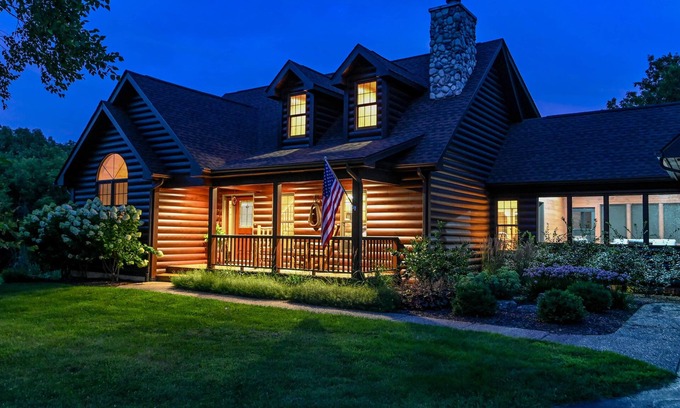 Galena House | Log Home Luxury, Comfort Defined/Moonbeam Views!