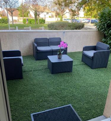 Bearn Apartment | Logement entier chambre+salon + jardin & terrasse
