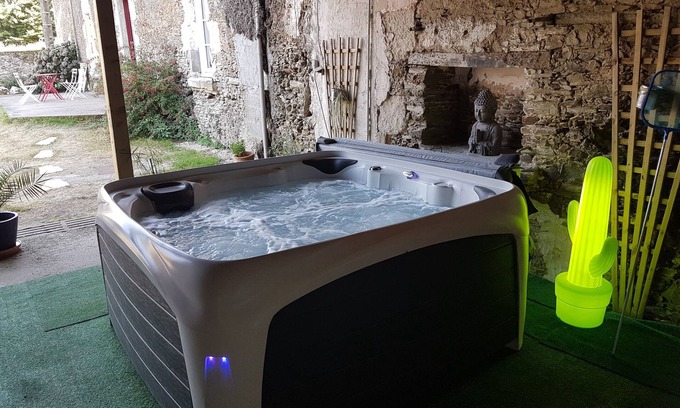 Mouilleron-Saint-Germain Other | Logis de L'Ogrie located between Puy-du-Fou (35min) and Vouvant, classified village