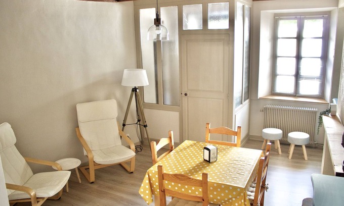 Maulevrier Apartment | Logis de Stofflet, former Inn from the 18th century