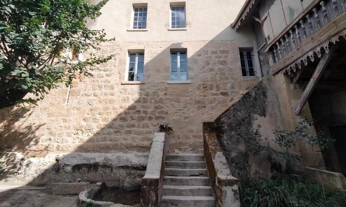 La Reole Apartment | Logis des Lugats, gite de charme
