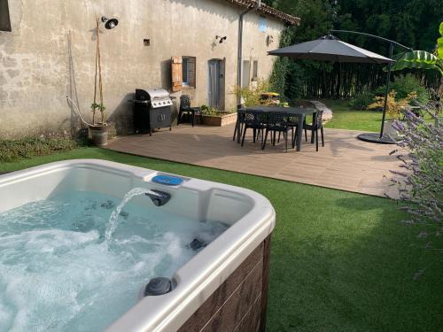 Genebrieres House | Logis Groly gîte avec spa en campagne proche Montauban