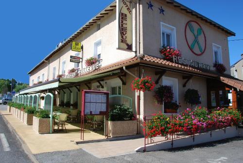 Bessines-sur-Gartempe Hotel | Logis Hôtel Bellevue