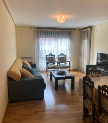 Logrono Apartment | Logroño: Piso con Garaje y Piscina.