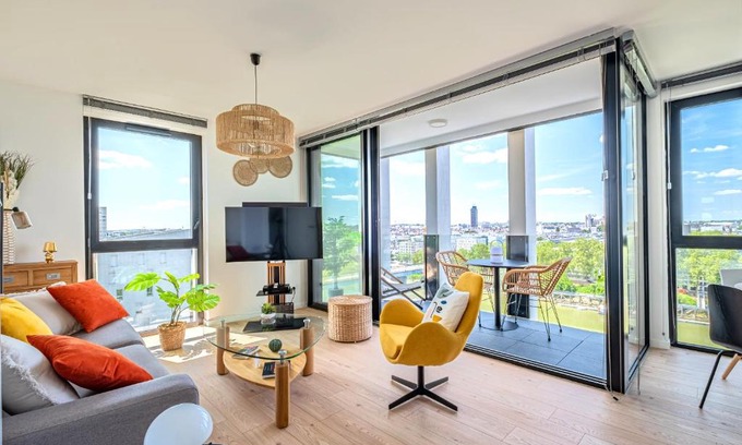 Ile de Nantes Palais des Congres Apartment | Loire Enchantée - Appt sur l'île de Nantes