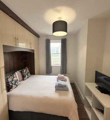 Addison House | London Westfield Bedroom