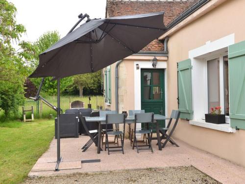 Saint-Calez-en-Saosnois House | Longère XIXe rénovée avec spa, trampoline, vélos, jeux et grand jardin au calme - FR-1-410-135