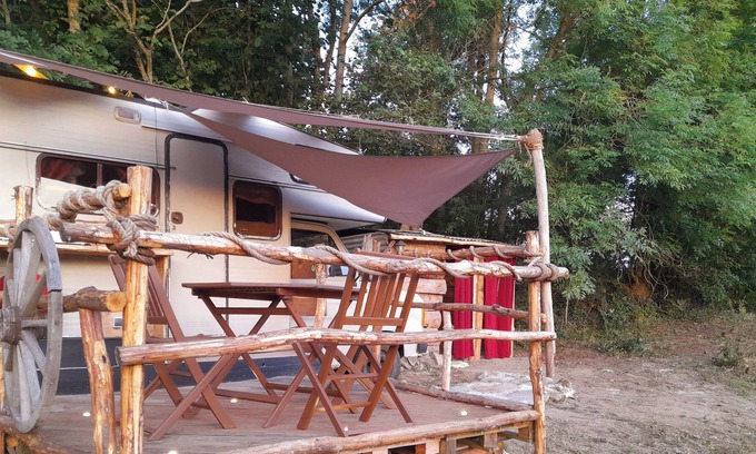 Treignat House | Lost in the Forest