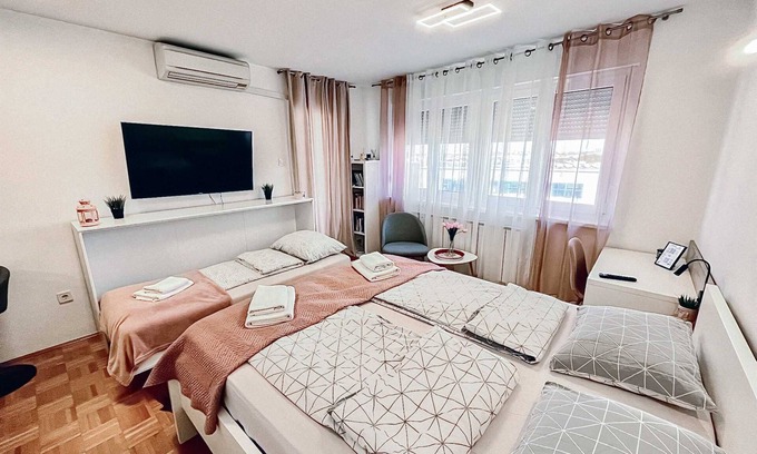 Novi Zagreb Apartment | Lote Cute and Cosy apartment