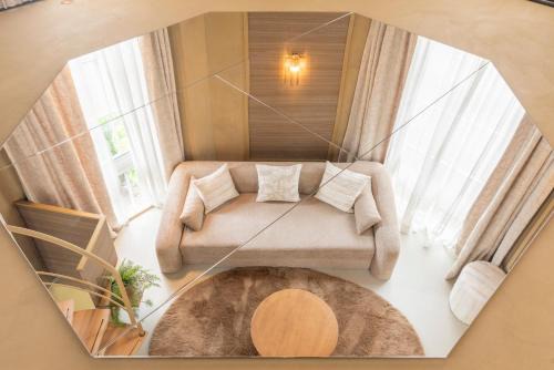 Centrale Markt House | Lotz - one-of-a-kind boutique center suite