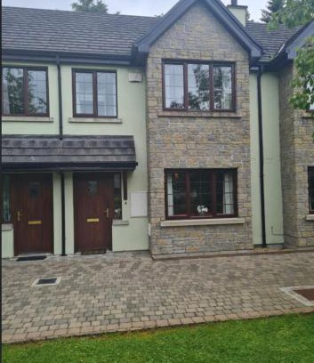 Mohill House | Lough Rinn - Mac Raghnaill Court