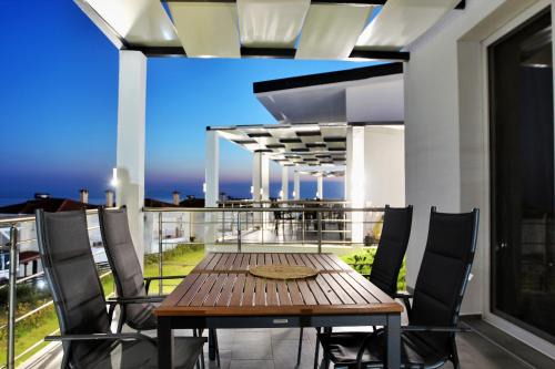 Kassandra House | LOUTRA VILLAS
