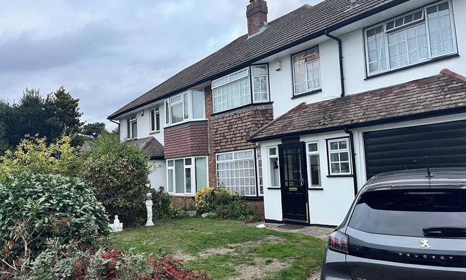 Petts Wood and Knoll House | Love and Peace Petts Wood