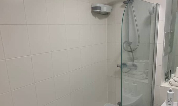 Belvedere Apartment | Lovely 1-bedroom flat in rental unit free parking
