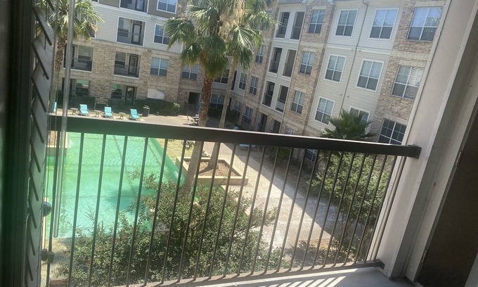 Spring Branch East Apartment | Lovely-1 Bedroom Rental Unit With a Poolside View