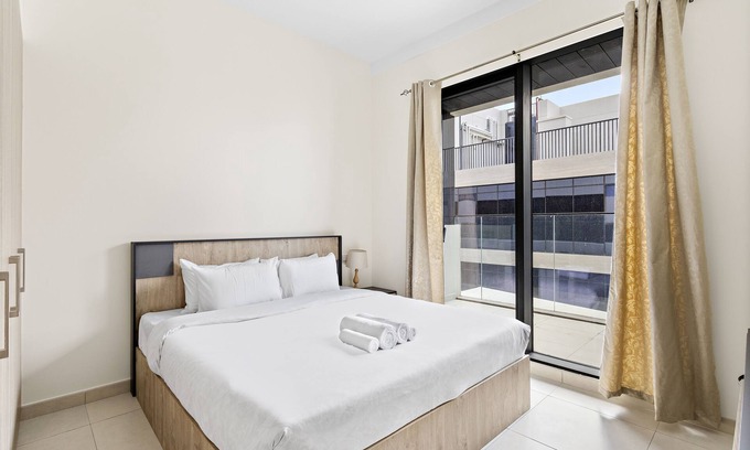 Dubai Apartment | Lovely 1BR Apt in Mirdiff Hills
