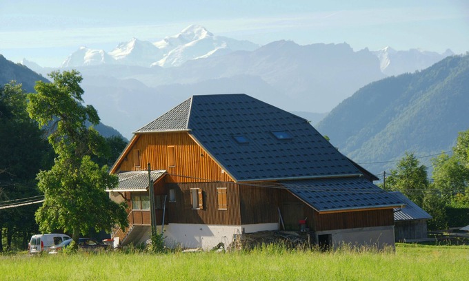 Mieussy Ski Chalet | Lovely 23-person chalet, view of Mont-Blanc, hiking, biking, horseback riding
