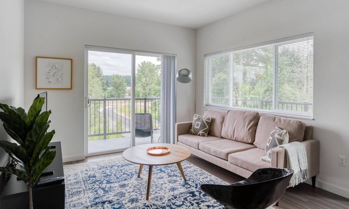 Redmond Apartment | Lovely 2BR in Redmond, Rooftop + Pet-Friendly