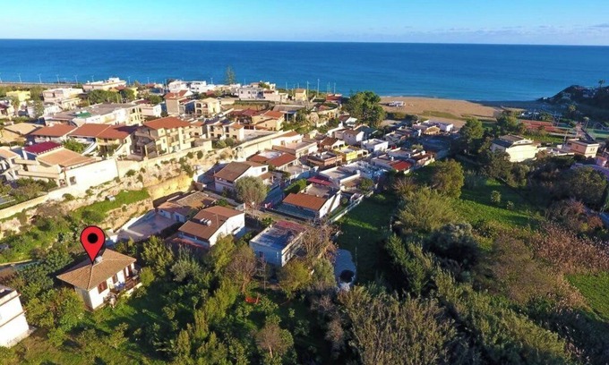 Noto Marina Cottage | Lovely 3-Bed Cottage in Noto