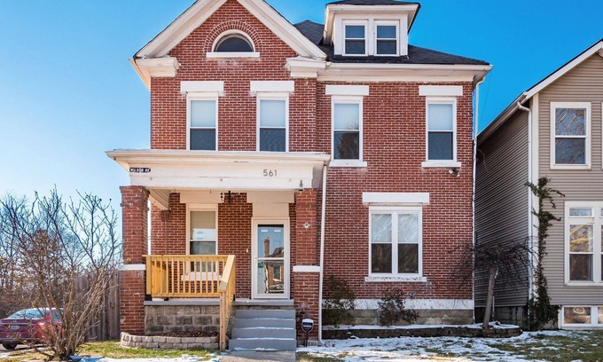Near East Columbus House | Lovely 5Br in Olde Town East