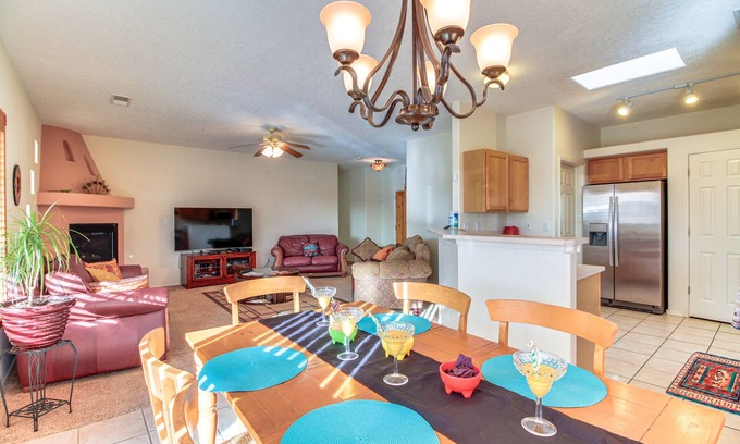 Westside House | Lovely Albuquerque Home w/ Patio, 5 Mi to Old Town