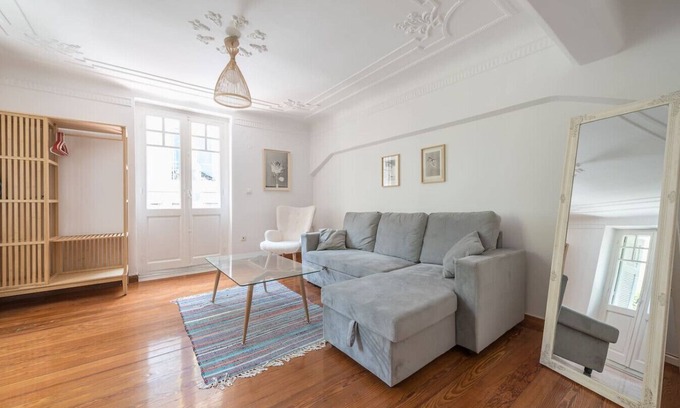 Exarhia Apartment | Lovely And Peaceful Stay In Vibrant Exarchia