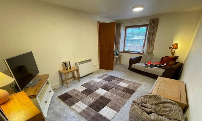 Ballater House | Lovely and Spacious 2BD Holiday Retreat Ballater