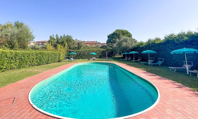Tuoro sul Trasimeno Apartment | Lovely apartment in Tuoro sul Trasimeno with WiFi